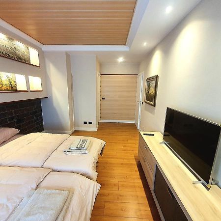 Centerscape - Studio By Dion Apartamento Tirana Exterior foto